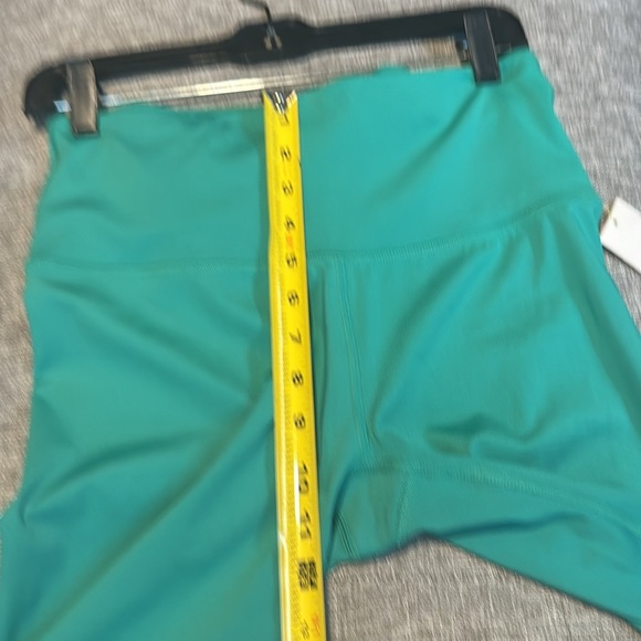 Sculpt High-rise Cropped Leggings - All In Motion - Picture 8 of 12